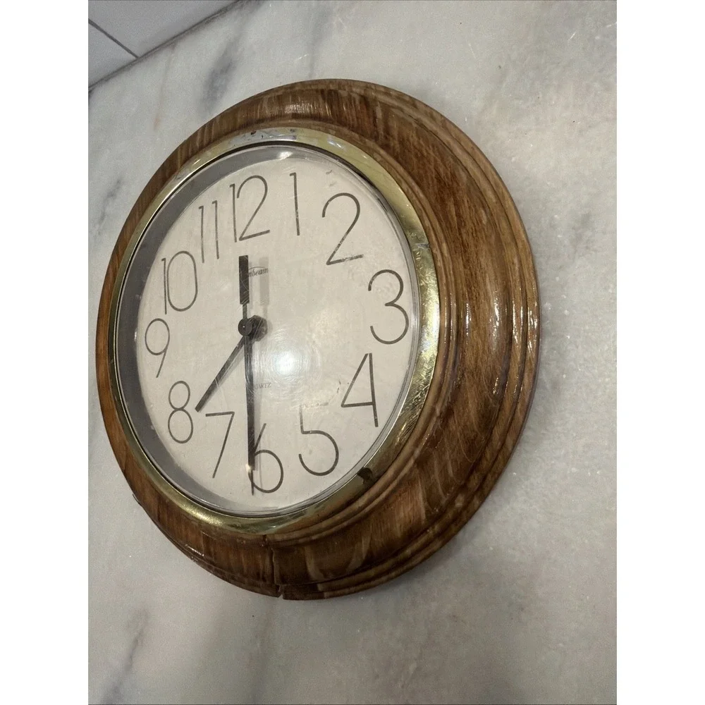 Sunbeam Oak With Gold Trim Quartz Round Wall Clock 11